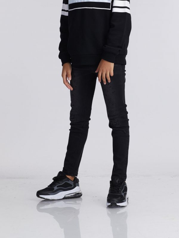 ג’ינס כתמי צבע