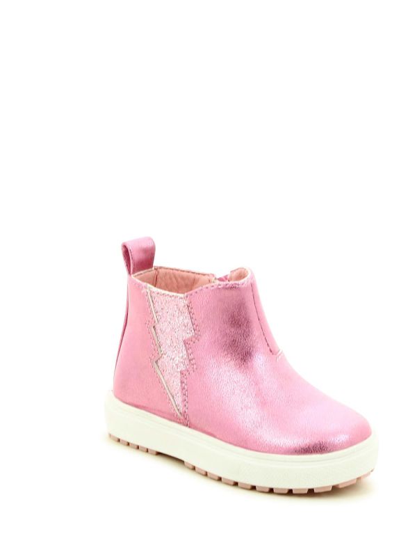 מגפוני צ’לסי מנצנצות