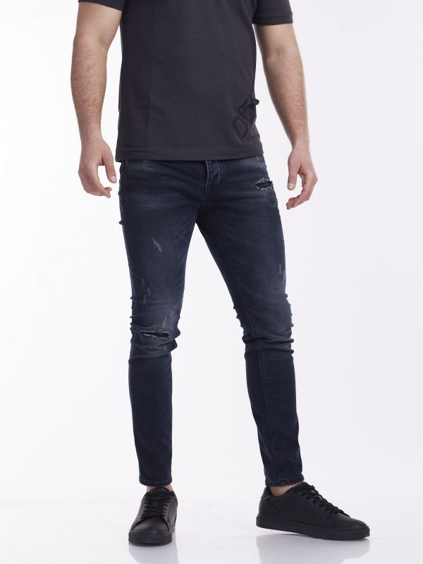 ג’ינס כחול כהה חתיכי