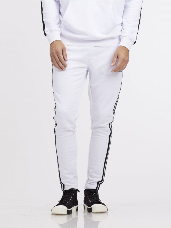 מכנסי טרנינג עם פס צידי