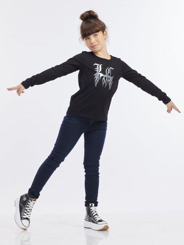 ג’ינס כהה קלאסי