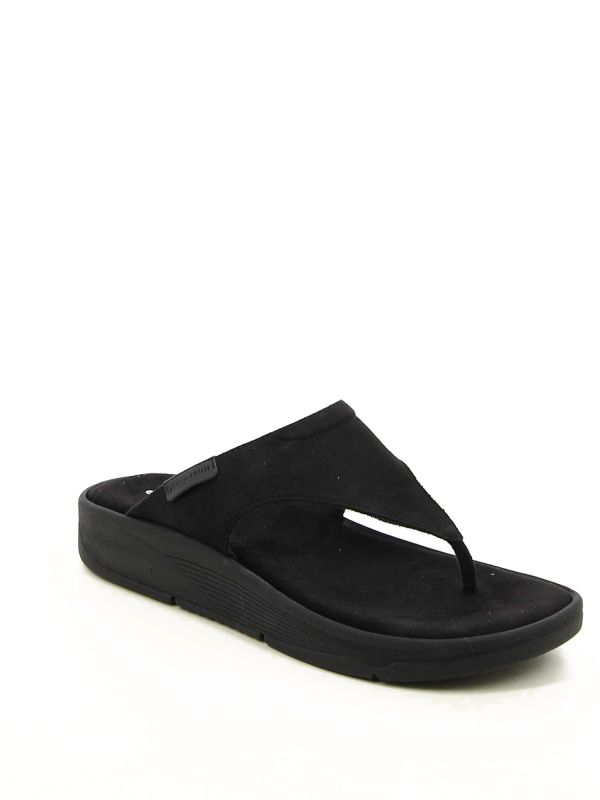 כפכפי אצבע עם רצועות רחבות