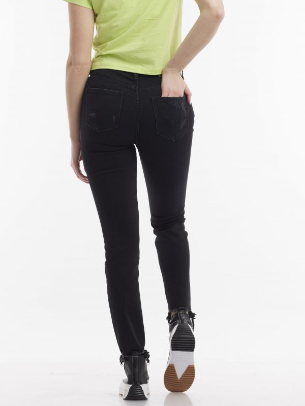 ג’ינס שחור טרנדי