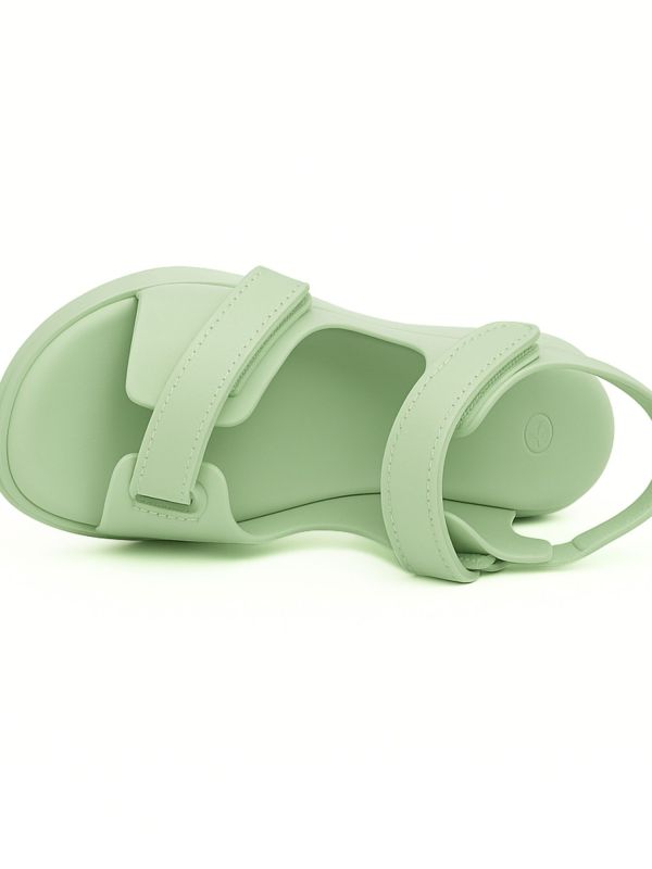 סנדלי ילדים בעיצוב קלאסי