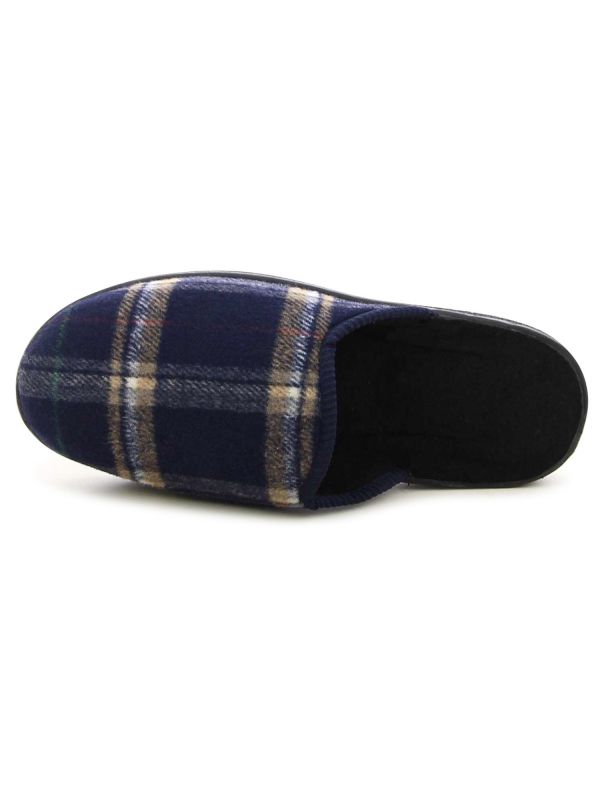 נעלי בית משובצות