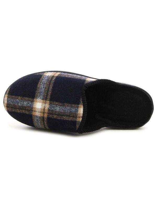 נעלי בית משובצות