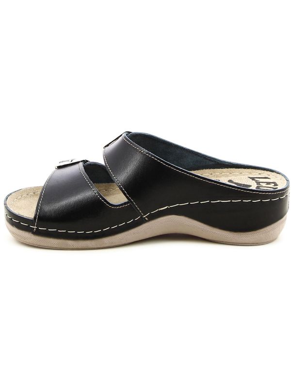 כפכפי נוחות עם רצועות לנשים