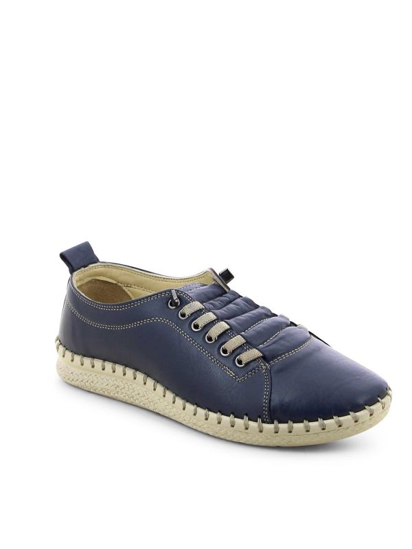 נעלי סניקרס קלאסיות