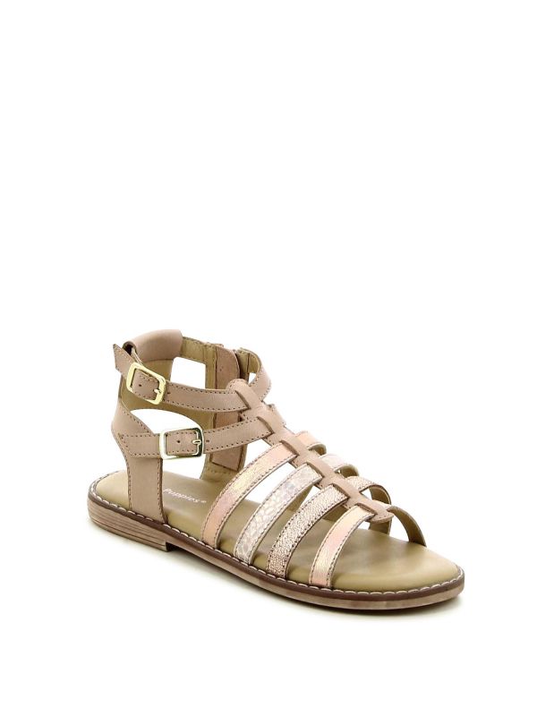 סנדלי גלדיאטור אופנתיים