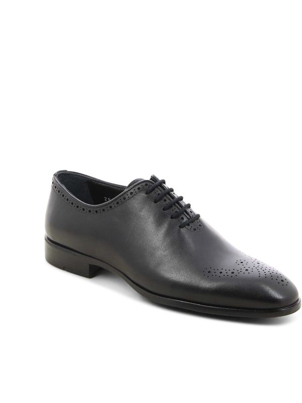 נעליים אלגנטיות עם דוגמא מחוררת לגברים