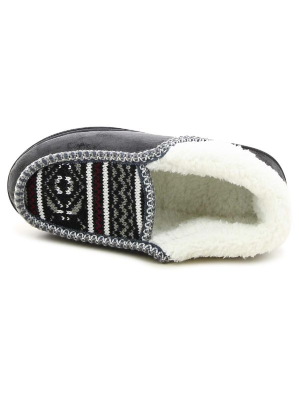 נעלי בית סרוגות