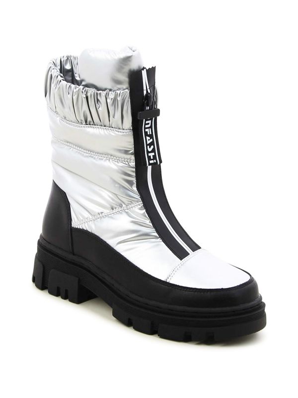 מגפוני טרקטור במראה ניילון