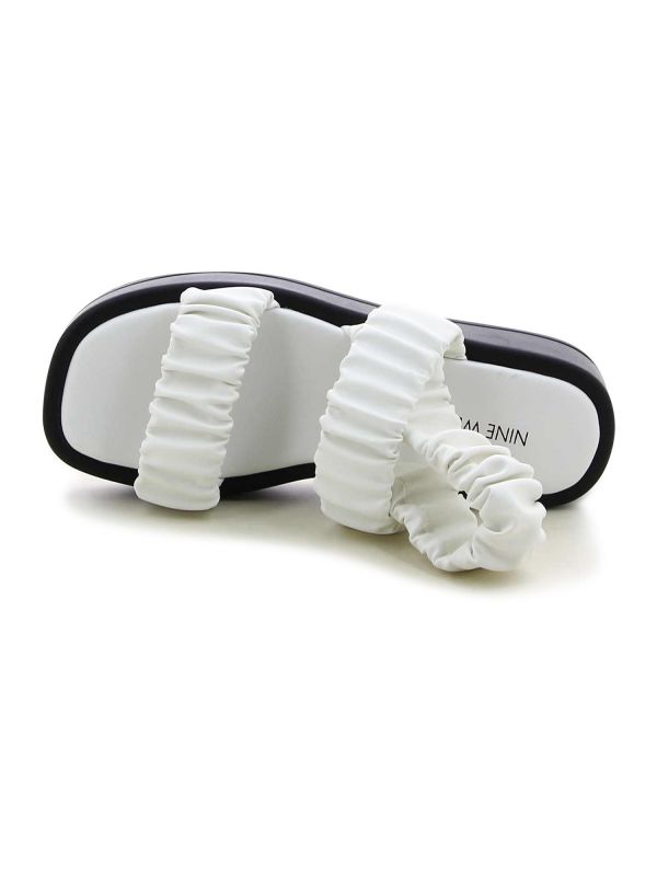 סנדלי פלטפורמה עם רצועות מכווצות NETA