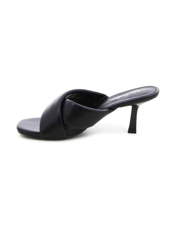 כפכפי עקב מעוצבים  ALAIA