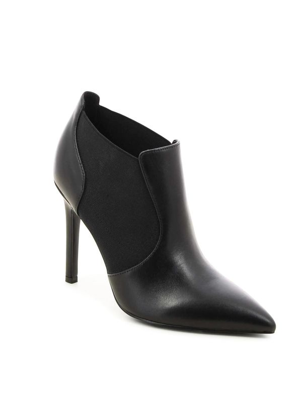 מגפוני סטילטו עם גומי בצד