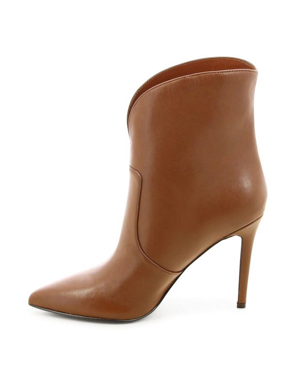 מגפוני עקב בוקרים