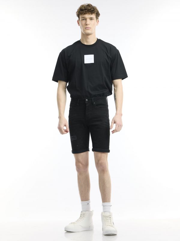 ג’ינס שחור קצר קלאסי