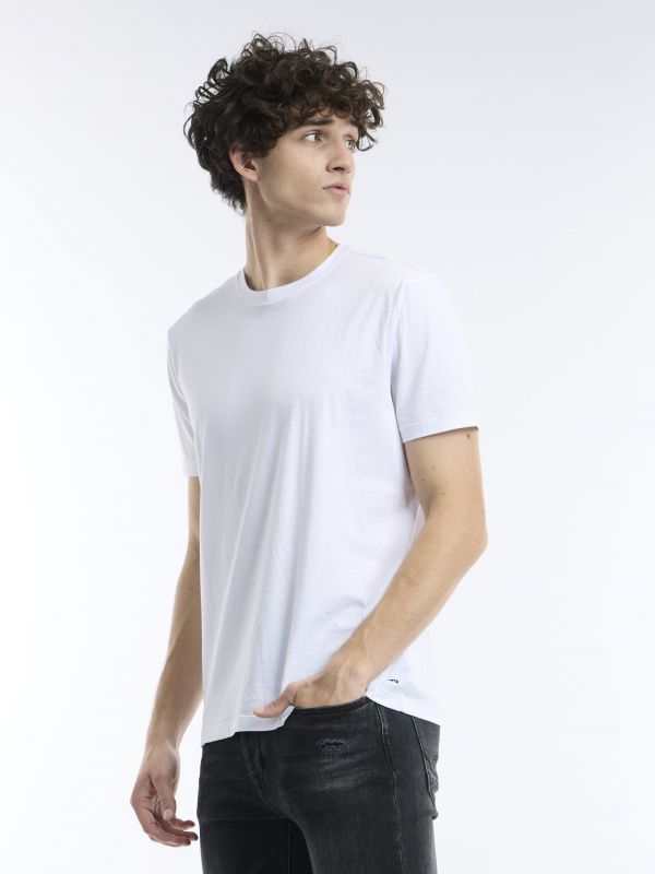 חולצת טי קז’ואלית חלקה