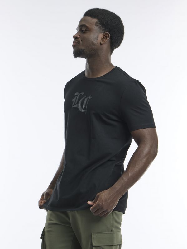 טי שירט עם הדפס מעוצב