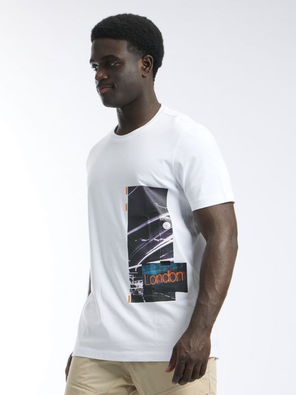 טי שירט עם הדפס נאון מאונך