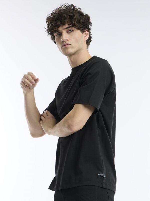 חולצת טי קז’ואלית