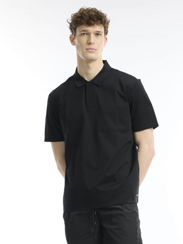 חולצת פולו קצרה קלאסית