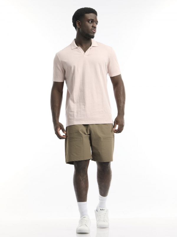 חולצת פולו קצרה מעוצבת