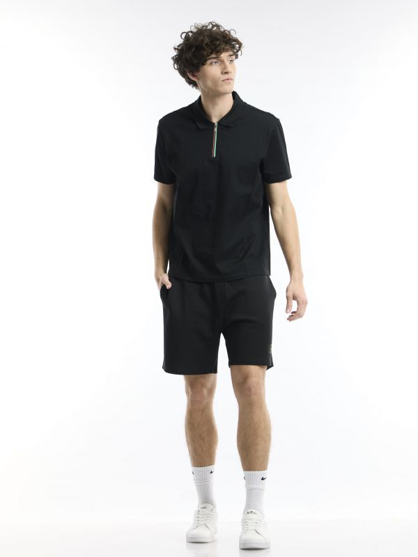 חולצת פולו קצרה עם רוכסן