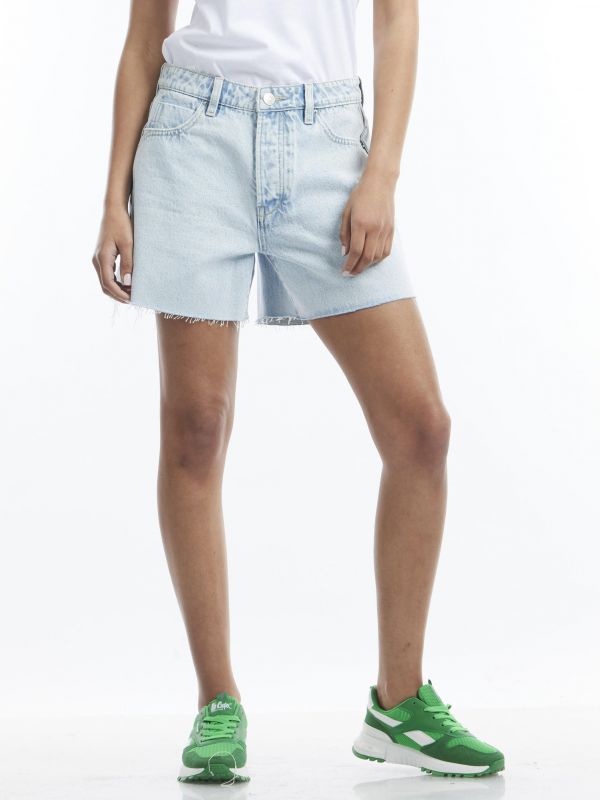 ג’ינס שורטס שחורים