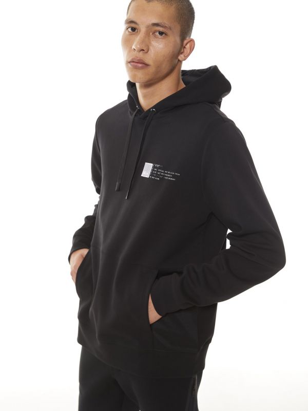 קפוצ’ון עם הדפס מרובע אחורי