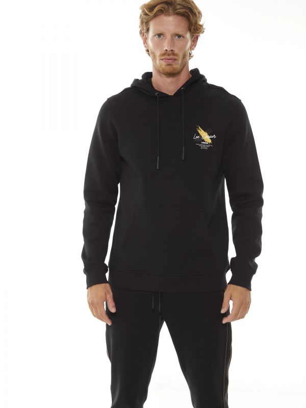 קפוצ’ון עם הדפס על החזה