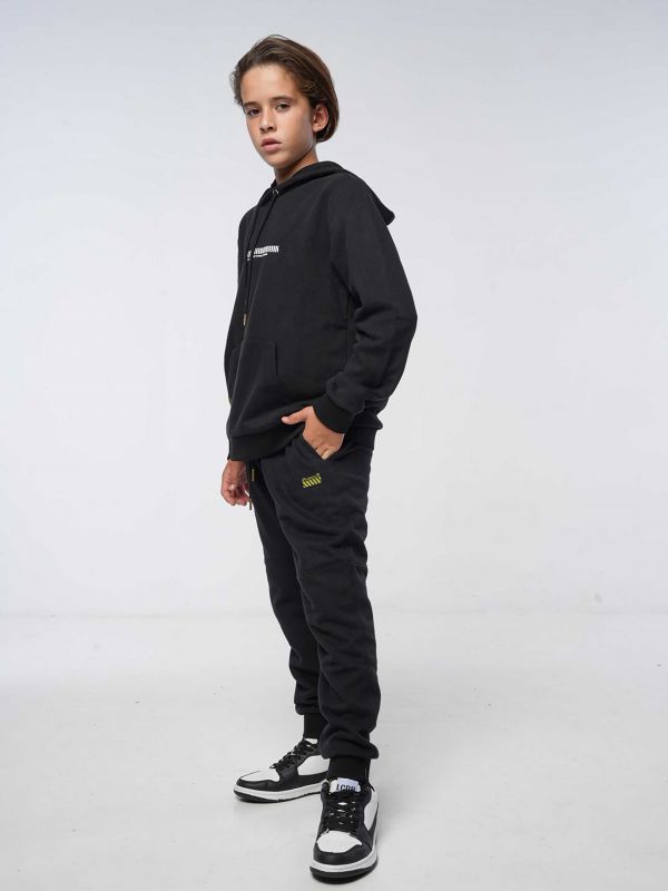 מכנסיים ספורטיביים צמודים לילדים