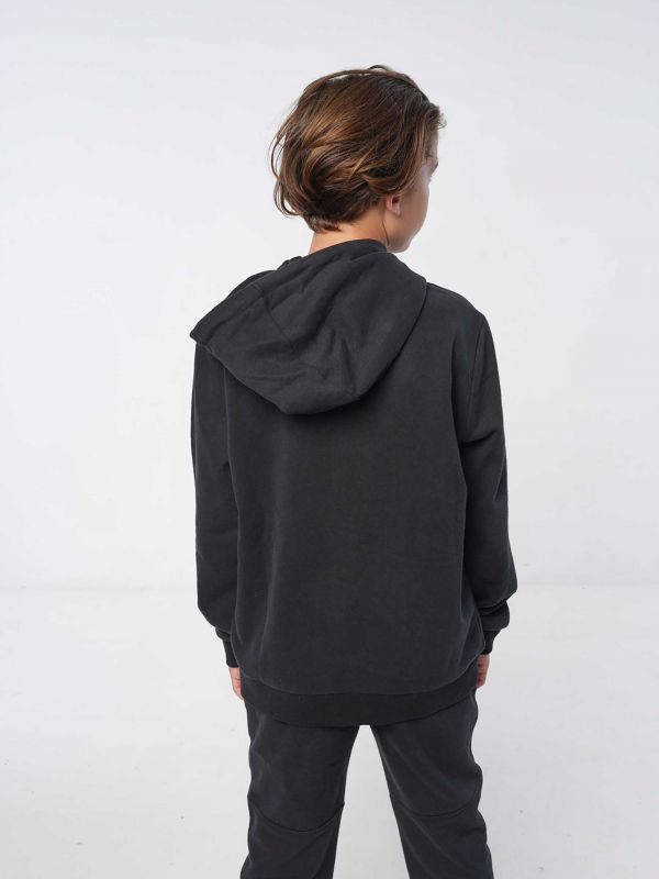 סווטשירט עם הדפס וקפוצ’ון