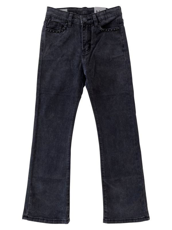 ג’ינס שחור מעוצב