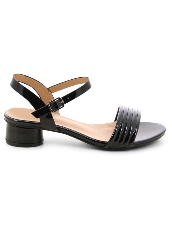 סנדלי עקב קלאסיים לנשים