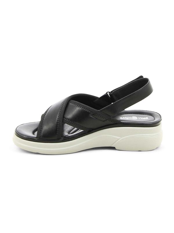 סנדלי רוקי לנשים