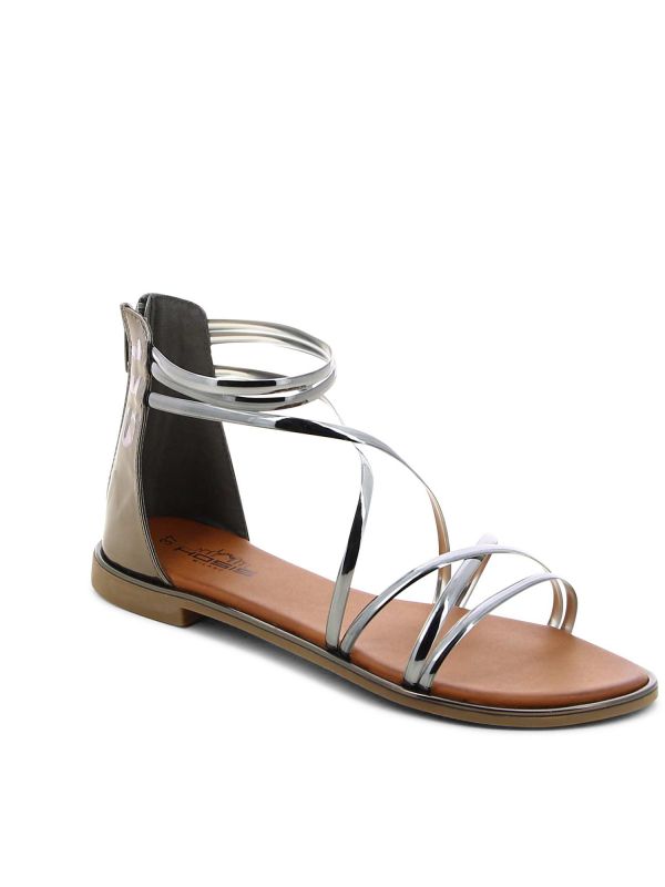 סנדלים שטוחים אופנתיים