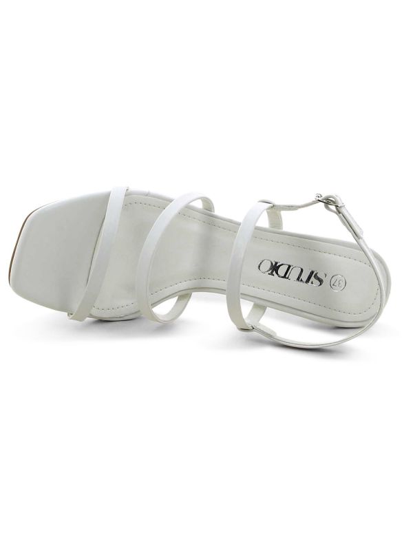 סנדלי עקב אלגנטיים לנשים