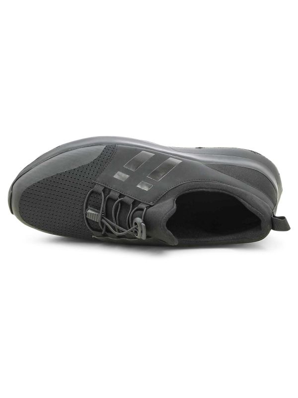 נעלי ספורט קלילות