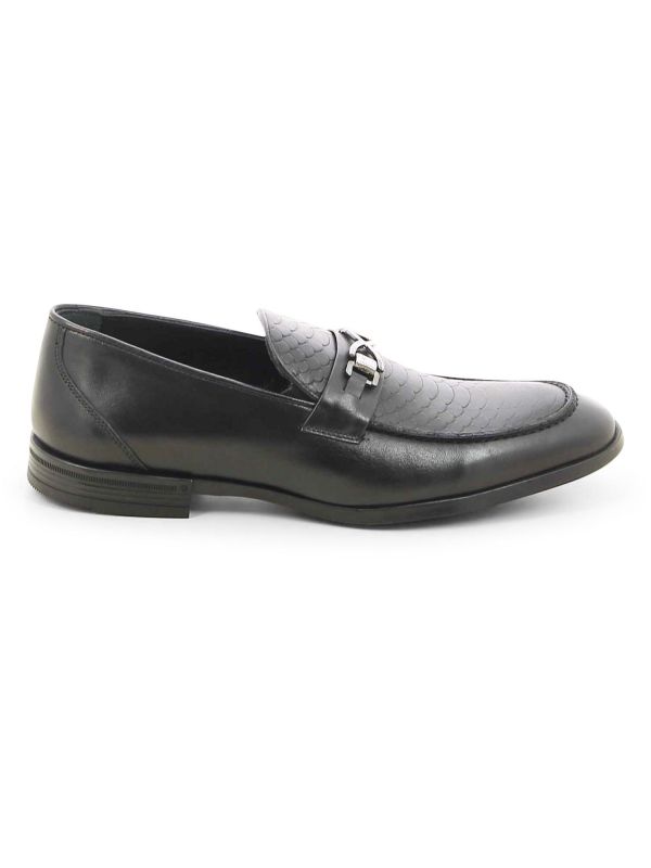 נעלי מוקסין עם שרשרת לגברים