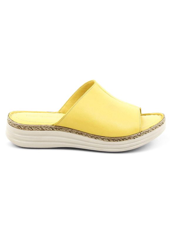 כפכפים עם רצועה רחבה