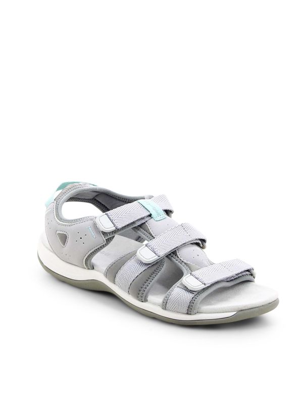 סנדלי טיולים אופנתיים