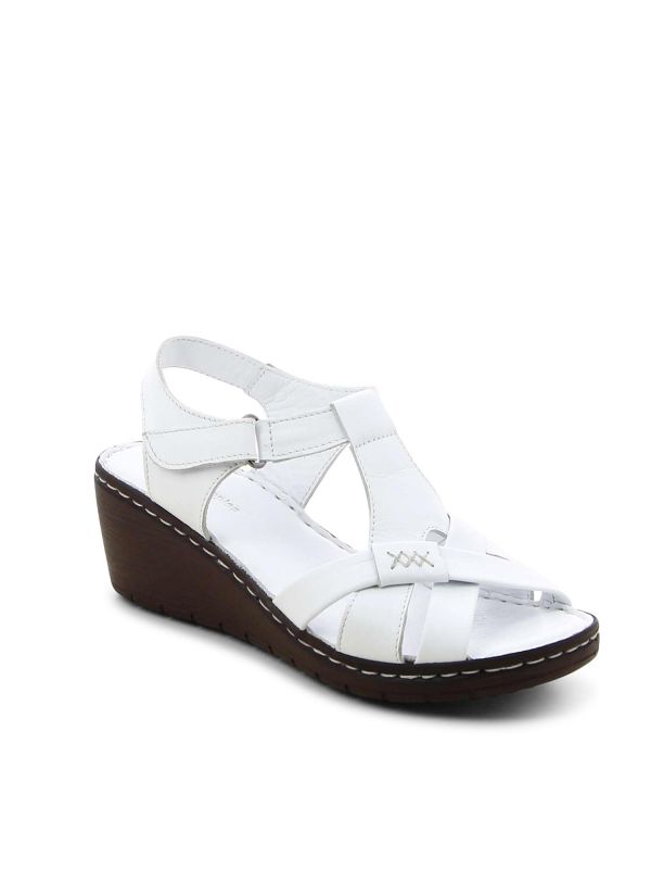 סנדלי פלטפורמה מעוצבים