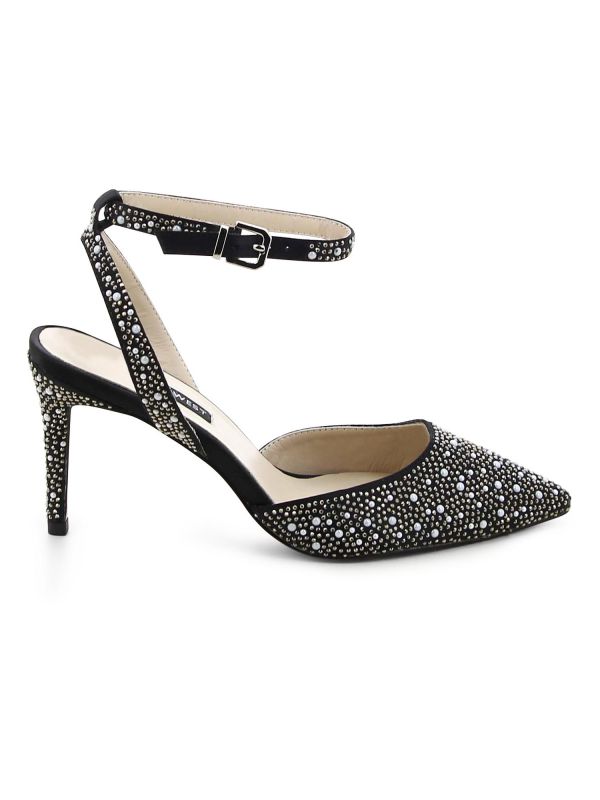 נעלי עקב מעוצבות