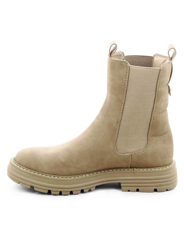 מגפוני צ’לסי עם גומי