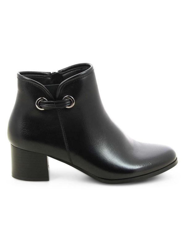 מגפוני עקב אופנתיים