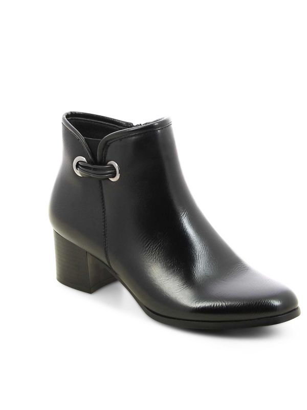 מגפוני עקב אופנתיים