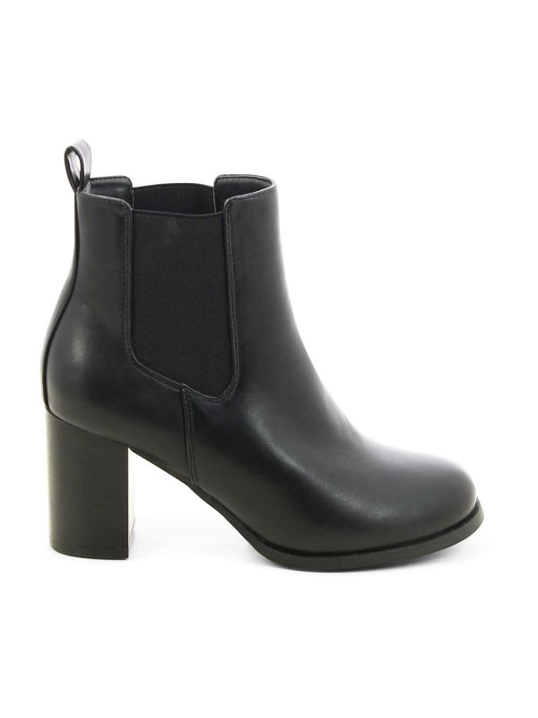 מגפוני עקב אלגנטיים