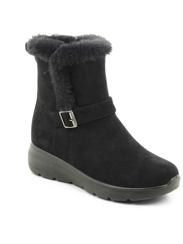 מגפוני פרווה שטוחים