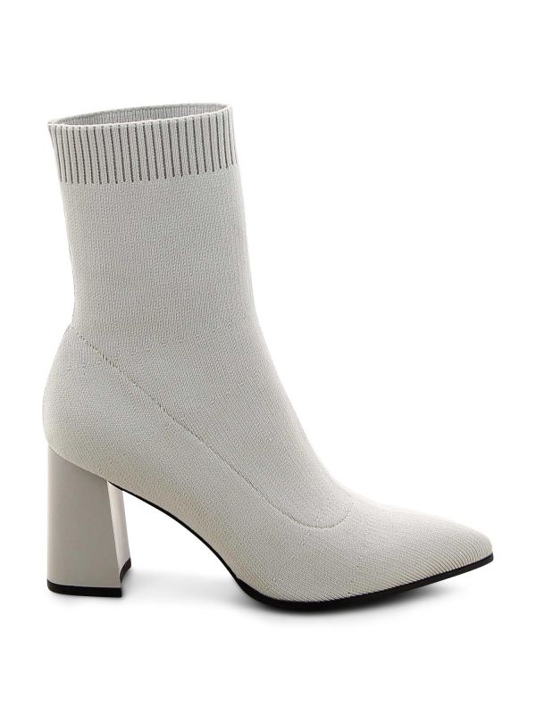 מגפוני גרב מחודדים LOLA